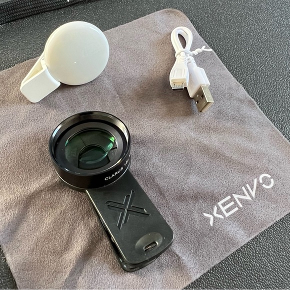 Xenvo Pro Kit for Phones Macro Wide Angle Lens LED Light Travel Case Clarus 15x - Picture 2 of 5